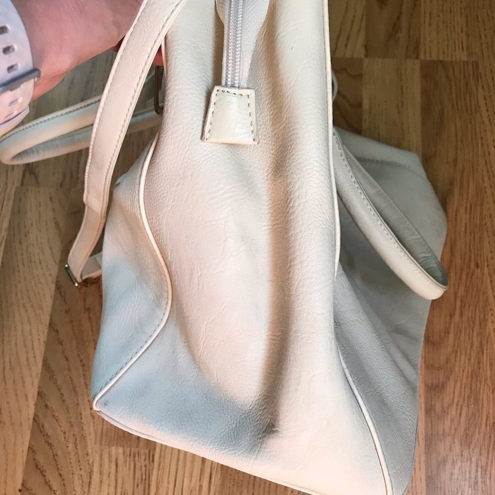 Oversized Handbag - Picture 6 of 16
